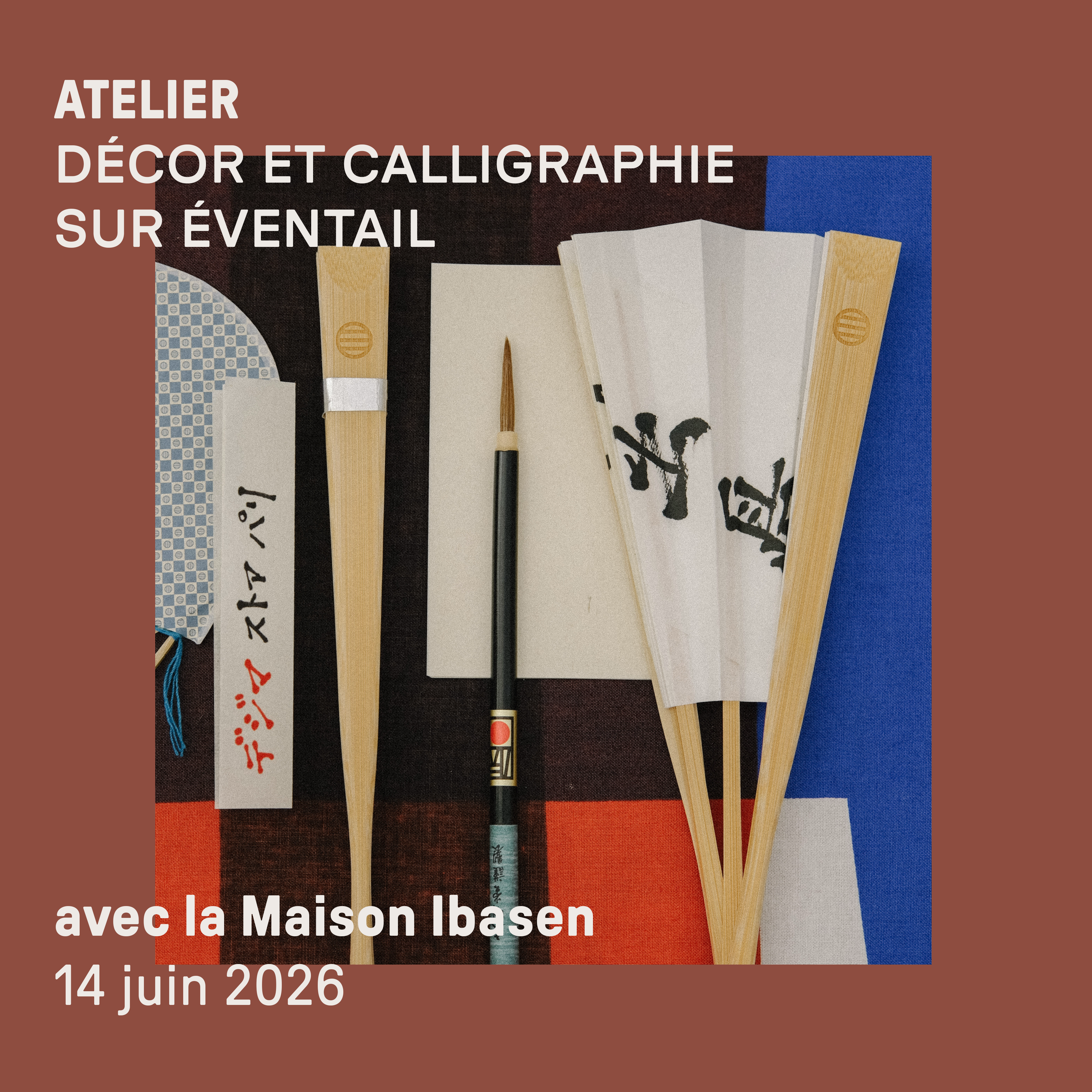 Atelier de décor et calligraphie sur éventail