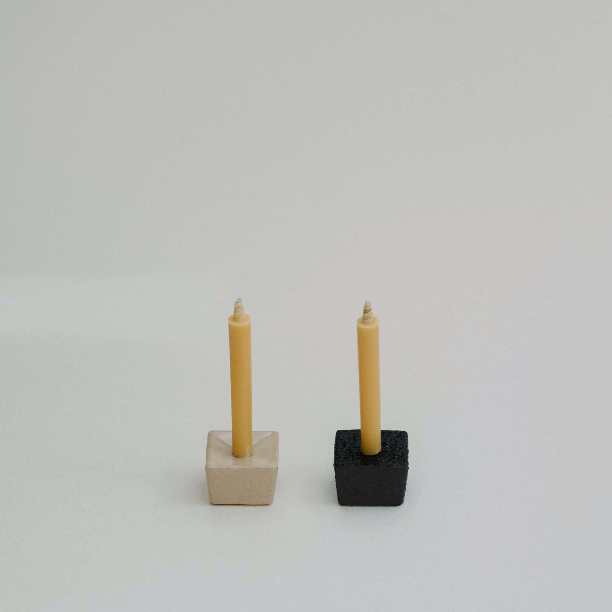 Porte-bougies en porcelaine